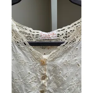 NEW NWT Lace Works Handmade Eyelet Lace Blouse Ivory Cropped Top Womens Small thumbnail 6