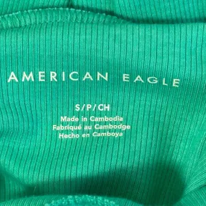 American Eagle Ribbed Mock Neck Crop Top Solid Green Long Sleeve Size S thumbnail 6