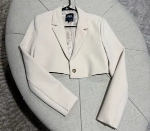 Zara Women's Elegant Cream Blazer thumbnail 1