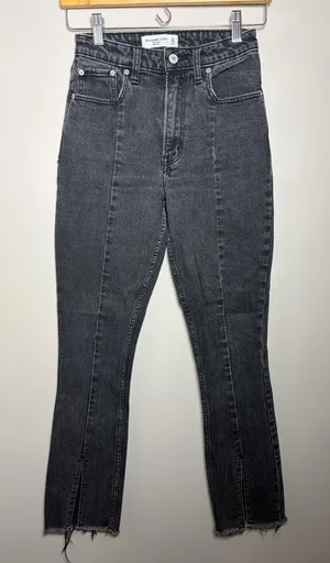 Abercrombie & Fitch The Skinny High Rise Jeans Curve Love thumbnail 1