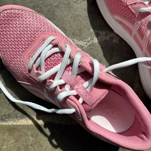 Asics Contend 8 Shoes Women Size US 8.5 thumbnail 6