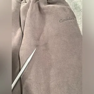 Comfrt Gray Sweatpants medium thumbnail 3