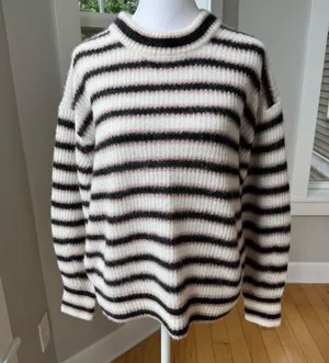 Everlane Cocoon Crew in Ivory Black Pink Stripe Alpaca Wool Sweater Size XS thumbnail 7