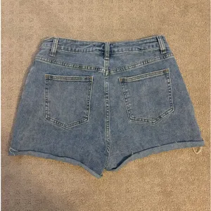 Denim shorts Blue Size M thumbnail 2
