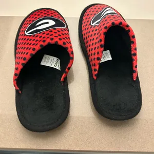 Georgia Red and Black Logo Slippers-no flaws! 8 thumbnail 8