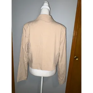 Easel‎ Los Angeles Tan Pinstripe Cropped Blazer Cotton Linen Blend Size L NWT thumbnail 3
