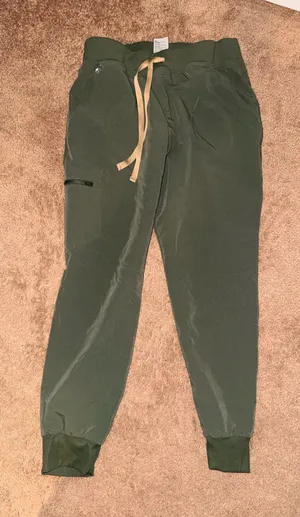 FIGS Scrub Pants thumbnail 1