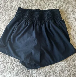 Old Navy Athletic Shorts thumbnail 1