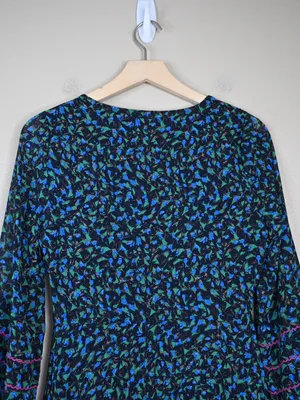Anthropologie Skies Are Blue Women's XS V-Neck Long Sleeve Lined Midi Dress thumbnail 4