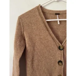 NWOT Free People 100% Cashmere Cardigan Sweater Button Front Size XS Brown thumbnail 3