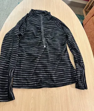 Athleta Elite 1/2 Zip Pullover Sweatshirt Large Black White Striped Long Sleeve thumbnail 1