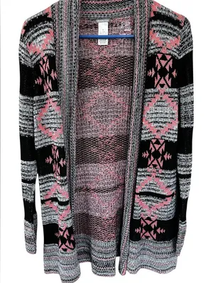 Charlotte Russe Black and Pink Geometric Cardigan thumbnail 1