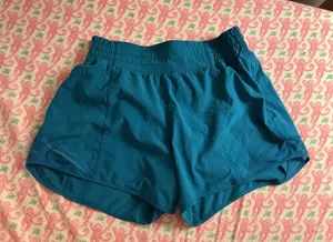 Lululemon Hotty Hot Shorts 4" thumbnail 1
