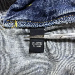 Banana Republic Y2K Medium Wash Denim Raw Hem &‎ Distressed Jean Skirt Size 10 thumbnail 8