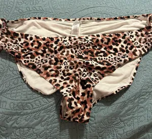 NWOT Time and Tru animal print bikini bottoms thumbnail 1