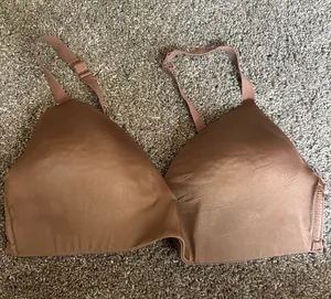 Skims Wireless Molded Cup Bra in Brown 38C thumbnail 1