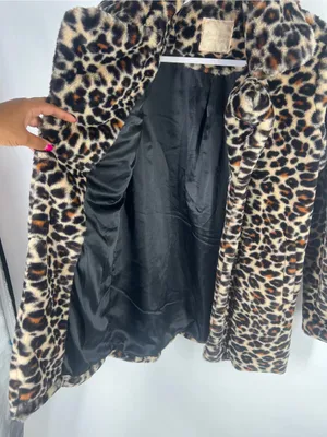 Altar’d State Leopard Print Faux Fur Coat Size Small Mob Wife thumbnail 4