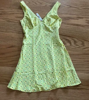 Frankie’s bikinis dress thumbnail 1
