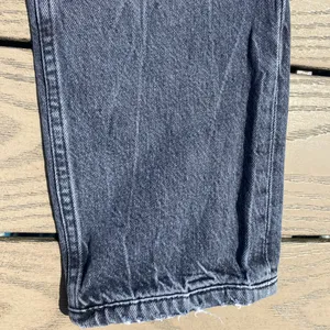 Zara dark wash grey black size 2 26 mom jeans high waisted thumbnail 5