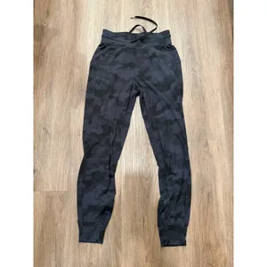 Lululemon Align Jogger 28" Heritage‎ 365 Camo Deep Coal Multi Gray Black Size 4 thumbnail 2