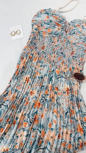 Strut & Bolt Floral silk pleated midi dress thumbnail 2