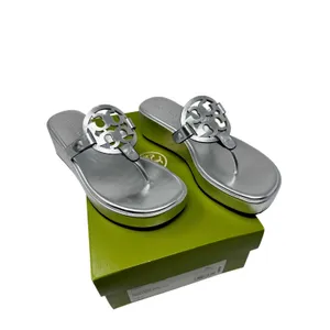 Tory Burch Miller Silver Metallic Leather Platform Wedge Sandals Logo Thong 7 thumbnail 8