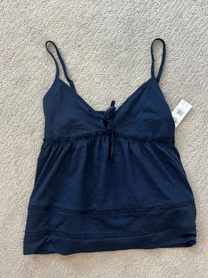 Hollister Top thumbnail 2