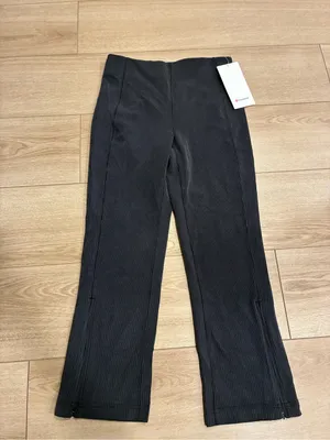 NWT Lululemon Ribbed Softstreme Zip Leg High Rise Cropped Pants 25” Black Size 6 thumbnail 3