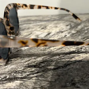 Tortoise Shell Sunglasses Brown thumbnail 4