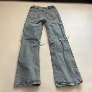 Abercrombie Fitch High Rise 90s Relaxed Jeans 28 / 6R thumbnail 8