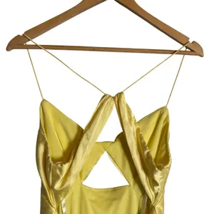 Mac Duggal Yellow Satin Twist Front Cut Out Slip Maxi Formal Gown Size 6 thumbnail 11