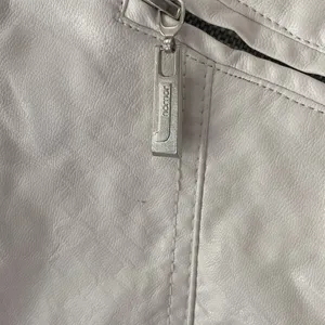 White Leather Jacket Size XL thumbnail 4