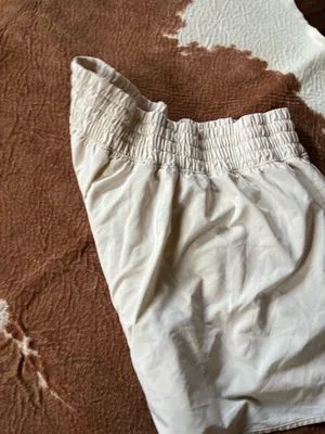 Aerie real good mid rise cream colored athletic shorts size medium No flaws thumbnail 4