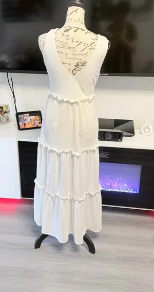 Primark White Tiered Maxi Dress Sleeveless V-Neck Size US 0 / UK 4 thumbnail 4