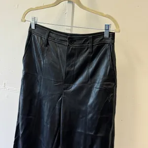 Madewell Slim Emmett Wide-Leg Pants in Vegan Leather High Rise Pants MB269 26 thumbnail 5