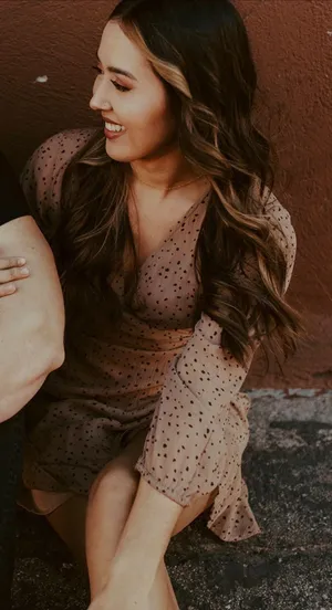 Dress thumbnail 2
