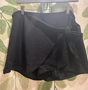 Active USA Black Tie-Waist Wrap Skort thumbnail 1
