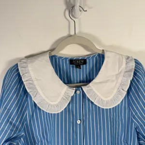J Crew Ruffle Collar Poplin Shirt Blue Stripe Preppy Office 100% Cotton Womens 8 thumbnail 4