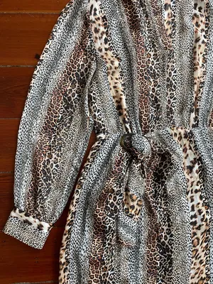 Sam Edelman Mixed Animal Print Satin Shirt Dress Semi Sheer Sz 8 💚🎀 thumbnail 13