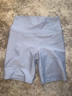 Abercrombie & Fitch YPB High-Rise Lilac /blue athletic high rise Bike Shorts thumbnail 4