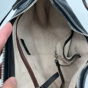 Dooney and bourke leather shoulder bag thumbnail 12