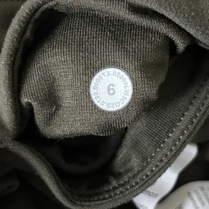 Lululemon Align Jogger 28" Dark Olive Green Nulu High Rise Pants Size 6 thumbnail 6