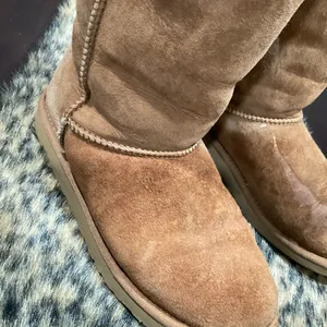 UGG‎ CLASSIC BOOTS thumbnail 8