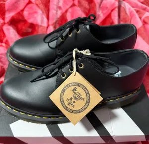 Doc Marten 1461 thumbnail 1