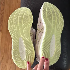 ASICS cumulus 27 thumbnail 2