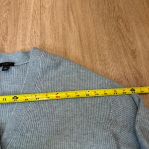 Ann Taylor Factory Gray Ribbed V-Neck Button-Front Cardigan Sweater Size L thumbnail 5