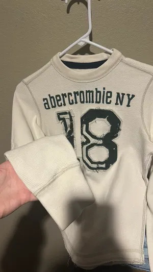 Abercrombie Vintage Long Sleeve thumbnail 4