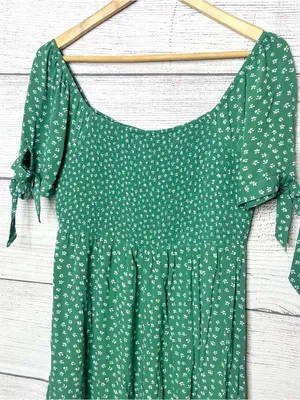 American Eagle Green Floral Tie Sleeve Smocked SquareNeck Mini Dress Size Medium thumbnail 8