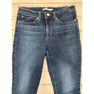 Women’s Levi's 311 Shaping Skinny Jeans Blue Cotton Denim Size 28 thumbnail 2