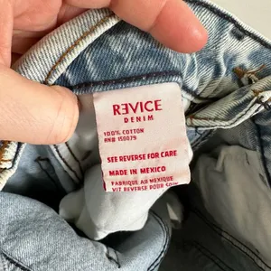 Revice Women’s 24 Ex Boyfriend Player One Wash Jeans NWT Butt Slit thumbnail 10